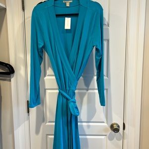 NWT. Wrap dress. Banana republic. Large